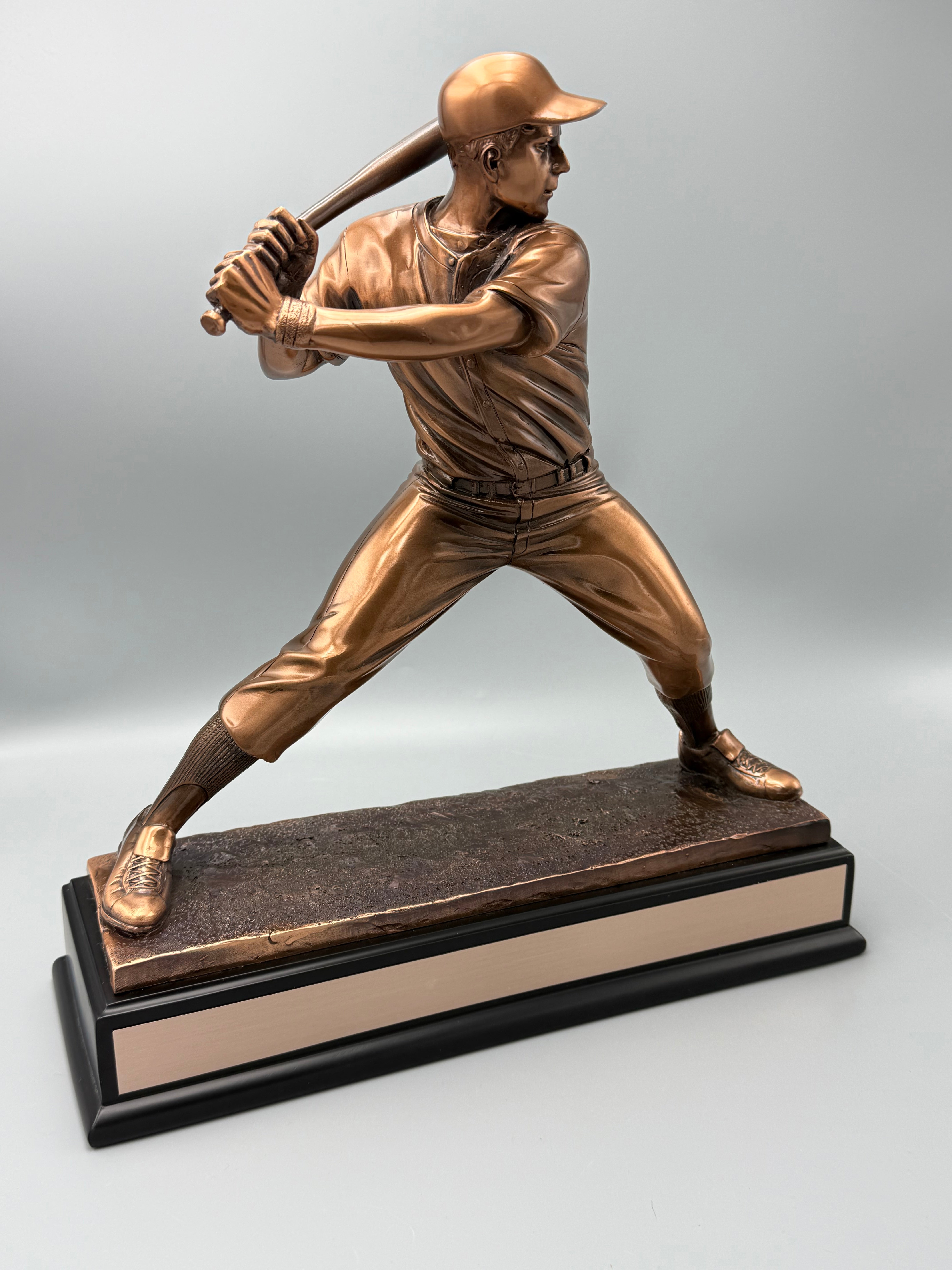 Gallery Resin Antique  Gold Batter