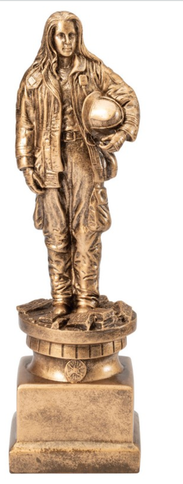 Bronze statue of a female fighter