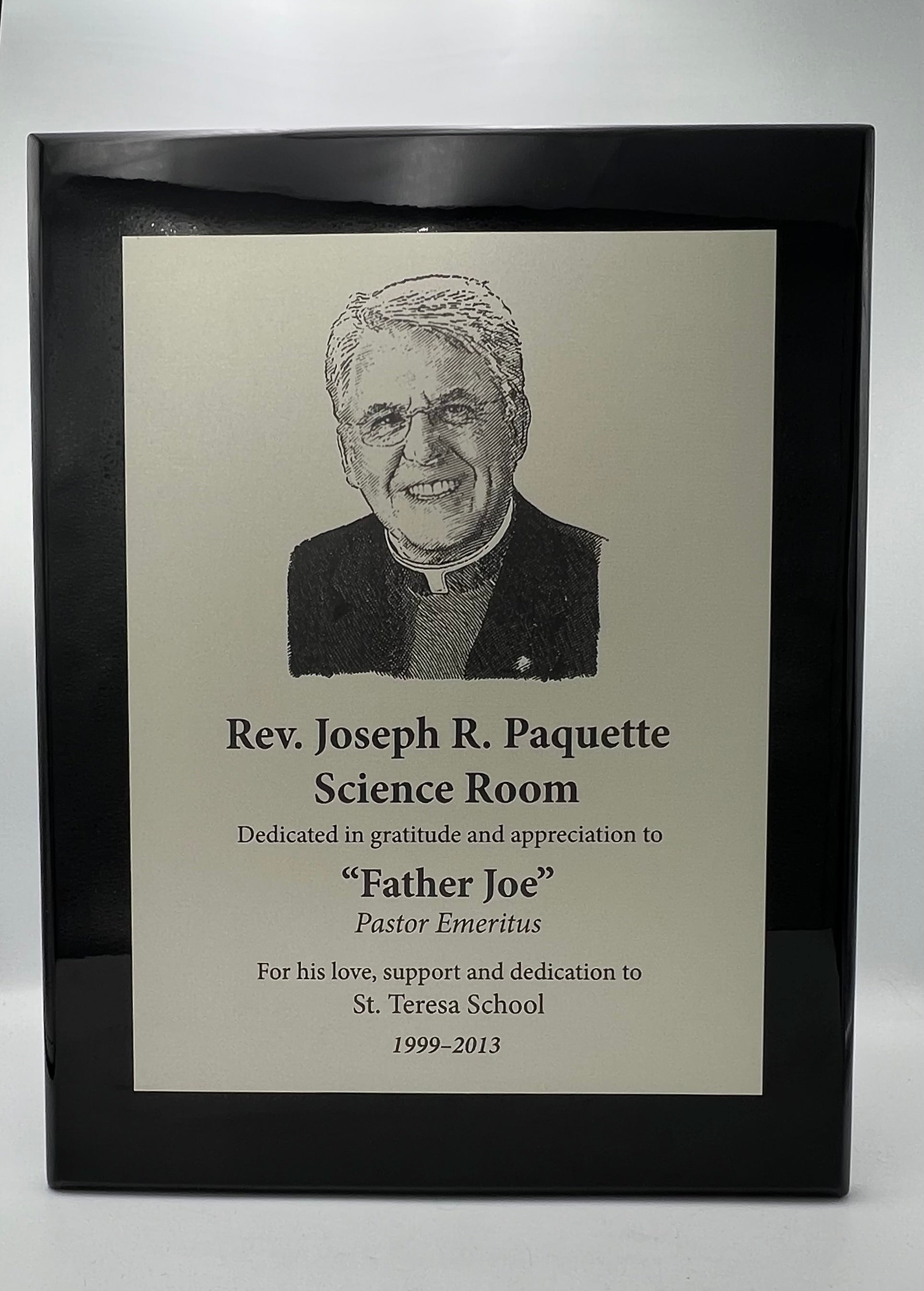 Ebony Piano Finish Plaque with Lasered Line Art