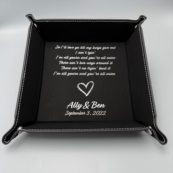 Leatherette Snap Up Tray